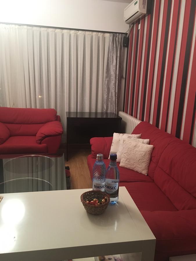 Apartamento Dora City Apartament Cluj-Napoca Exterior foto